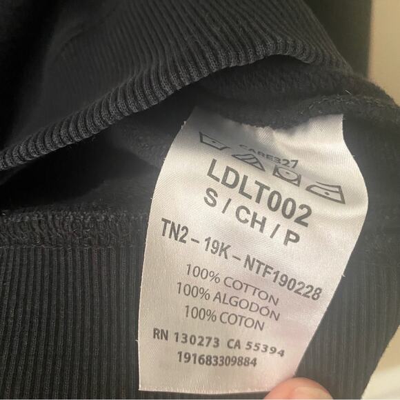 Wrangler | Crewneck Sweatshirt Rainbow Pride Retro Logo Unisex Black Medium - Picture 5 of 5